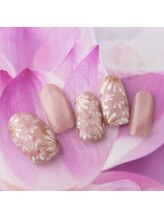 ラ カゼッタ(La casetta)/フラワー×マグネットネイル