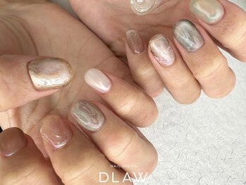 ドロウトーキョー(DLAW tokyo)/ニュアンスネイル