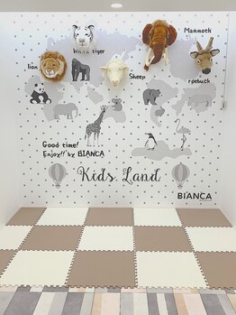 アンジェリーク ネイルアンドアイ 前橋元総社町店(Angelique Nail & Eye)の写真/お子様同伴OK♪キッズスペースあり◎お子様と一緒にご来店いただけるので、忙しいママにおすすめ☆【前橋】
