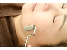 フルール エンビロン(フルール ENVIRON)の雰囲気（肌の奥から持ち上げる力をつけていつまでも、ふっくら若々しい肌）