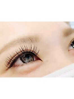 ボリュームのある目元にしたい