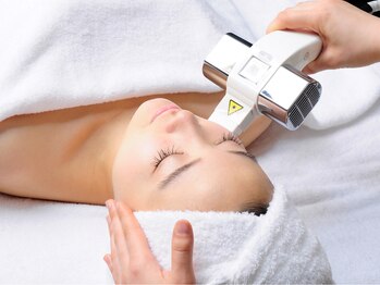 エステティックサロン メイクアップ/最新★光フォト★