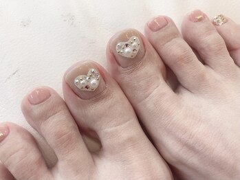 パールビューティーラッシュアンドネイル(Pearl Beauty Lash nail)/ハートネイル