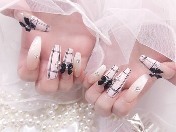 ボニータ(BONITA)/ガーリーチェック柄ネイル