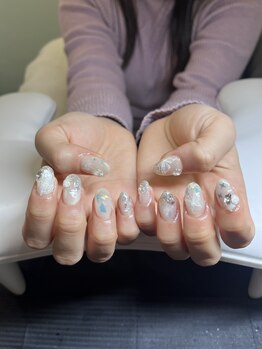 レジュヴィア(Re:JUvia)/お任せワンホンネイル♪