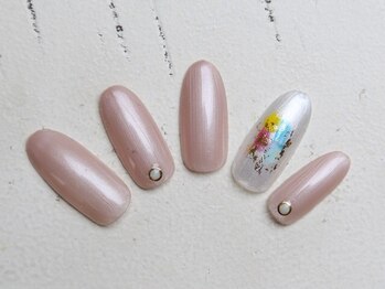 ジーネイル コウベ(G NAIL KOBE)の写真/【予約不要】ワンカラ-¥1800・ラメグラ¥1650/シンプルデザイン¥2990～選べるカラ-140色&デザイン2600種以上