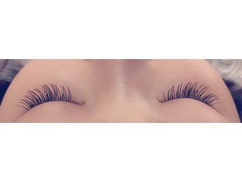 フリルアイビューティ 豊中店(Frill Eye Beauty)/