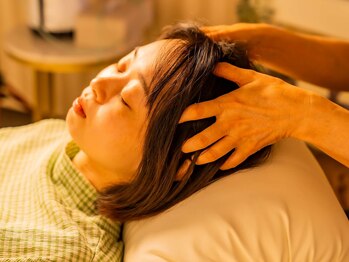 頭スッキリ整体サロン 伏見店/小顔、エステ、頭蓋骨矯正１