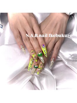 エヌエービー(N.A.B.)/キティネイル