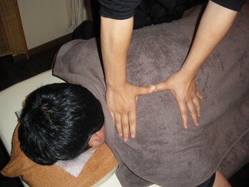 坂井整体院/痛み。痺れなど不調の改善に