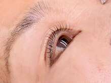 モストブリヤン(MOSTBURYAN)/まつ毛パーマ