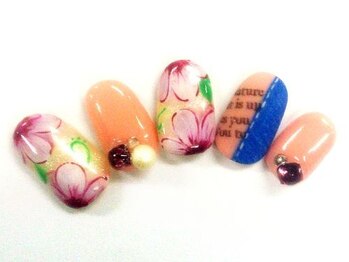 クリスタルネイル ボンベルタ橘店(CRYSTAL NAIL)/フラワーネイル