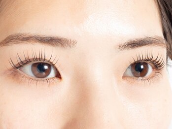 WA ネイル アンド ビューティー(WA nail & beauty)の写真/【豊富な経歴×技術力◎】でご好評いただいております＊自まつ毛が伸びたような自然な仕上がりに♪