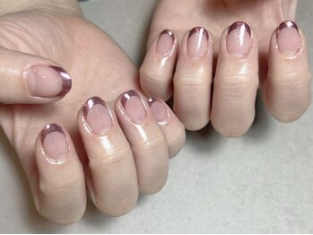 ムー(moo)/Y2Kミラーフレンチネイル