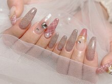 エム(M.)/チェックネイル