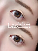 ペルテ(PERTE)/ラッシュリフト