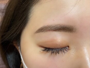 ビューステージ アイブロウサロン あべのハルカス/丁寧に施術いたします♪
