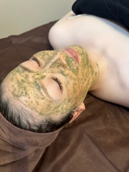 ラリュール(L'Allure)/ハーブピーリング