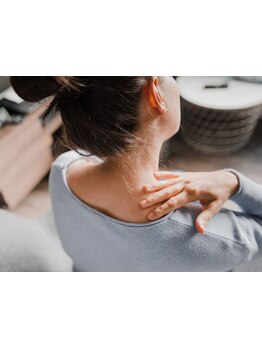 首・肩のつらさを改善したい