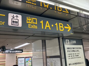 ツインネイル 久屋大通店(twin.nail)/久屋大通駅改札出て→1Bへ