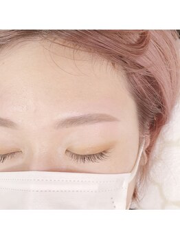 ユーム マツゲ(UMU MATSUGE)/ふんわりストレート