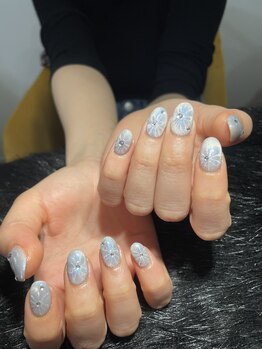 ジョリ チュン(JOLIE TRUONG)/