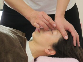 岩田整骨院美容整体院の写真/《圧倒的持続力◎立体的３D小顔矯正》痛みの少ない施術なのに施術後の変化に驚き！リフトアップも！