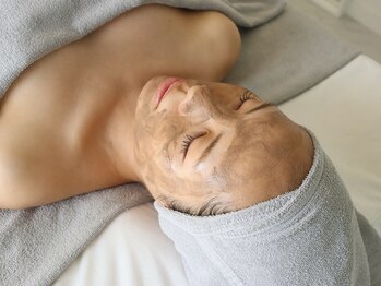 シミケアゼロ美人 表参道店(シミケアZERO美人)/剥けないハーブピーリング☆