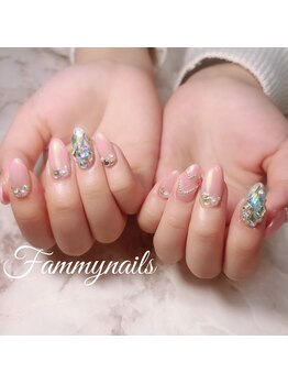 ファミーネイルズ(Fammy nails)/つけ放題