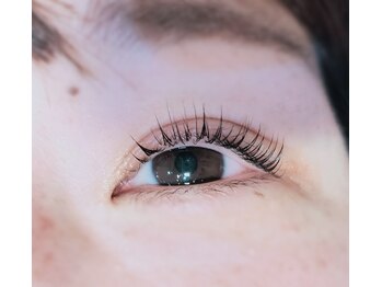 テラスアヴェダビューティー(Terrace AVEDA beauty)/根元80度立ち上げ