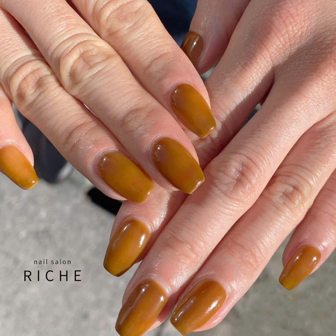 2026年冬トレンド】オレンジブラウンのネイルデザイン集｜人気順