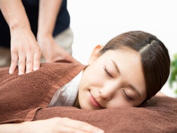 グイット 大塚南口店(Goo-it!)の写真/【全身もみほぐし60分3960円】口コミ高評価◎友達、ご家族と来店OK！お電話ください♪23時まで営業☆