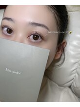 エム(m')/パリジェンヌラッシュリフト