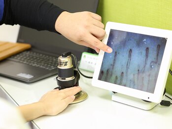 骨×筋LAB 真施整体院/毛細血管で血液をチェック