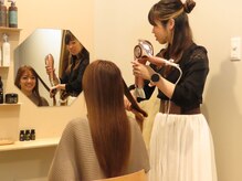 モモ 札幌(MOMO.)/プロの艶ブロー