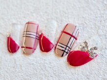 カトルナフ(quatre fois neuf)/定番チェックのフレンチネイル
