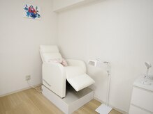 リノネイル(Lino Nail)の雰囲気（リクライニングチェアでゆったりフットネイル♪）