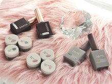 エルネイル 江坂店(L’ねいる)の雰囲気（約300色＆500種のパーツをご用意♪）