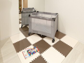 ワンアップ接骨院(ONE UP接骨院)の写真/産後の身体を我慢しない。赤ちゃん連れでも安心して通える環境と、専門的な産後ケア