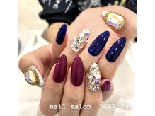 ライフ セカンド(LIFE2nd)/キラキラビジューネイル