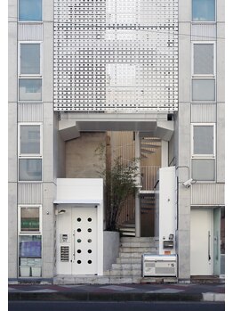 エンジェルリフレ/マンションの入り口はこちら