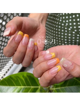 ハチニーイチ(0821)/【北花田】フレンチネイル