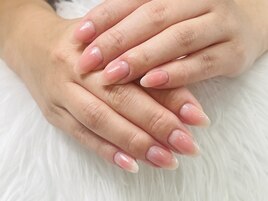 ワンホンチークネイル