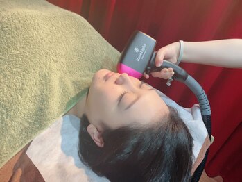 ビーカラット(B/CARAT)/【LEDビーム脱毛ローズライト】