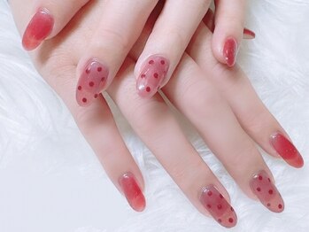 ウル(ulu)の写真/シーンを選ばないシンプルネイルがオススメ！幅広い年代の方に人気のデザイン♪身だしなみケアとしても◎