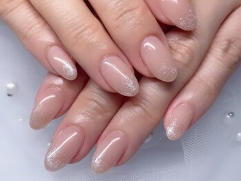 ラヴィン(lovin')の写真/モテ可愛いネイルでデート準備はバッチリ★あなたの指先を輝かせます！ガーリーからゴージャスまでお任せ◎