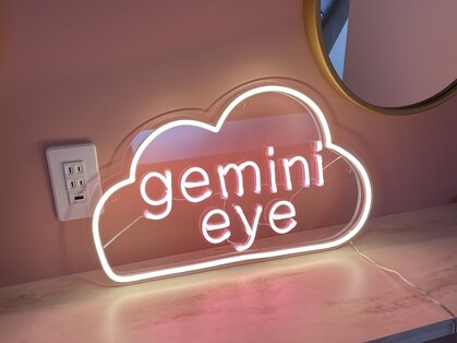 ジェミニ アイラッシュ(gemini eyelash)の写真