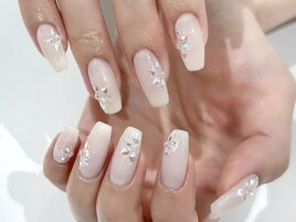 《パラジェル》雪の結晶ネイル