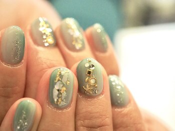 グランジュ(glaNje)/キラキラネイル