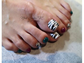 ネイルサロン R/フットアートコース